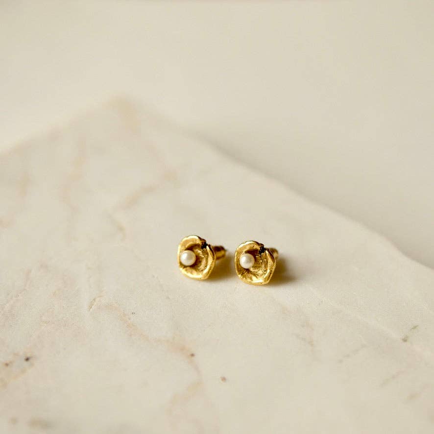 Oyster Stud Earrings