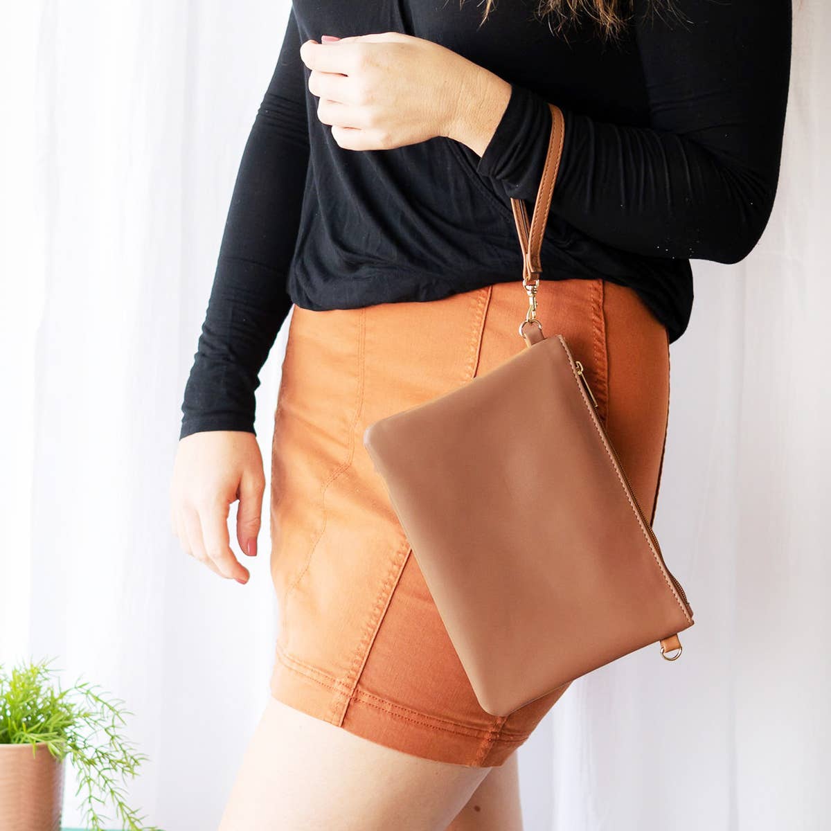 "Madeline" Large Wristlet Bag in Camel